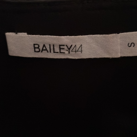 Bailey 44 LBD, lace detail and cutouts, size small, great condition - Picture 3 of 10